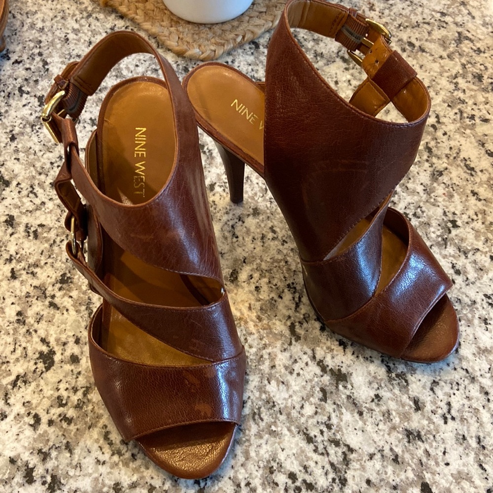 Womens brown Nine West Strappy heels